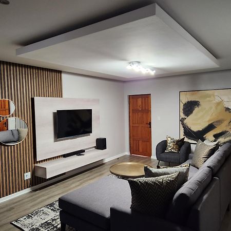 Villa Casa Lifestyle Mbombela Exterior photo